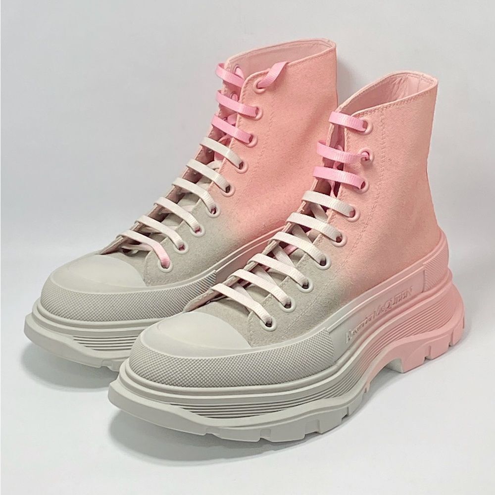 Alexander McQueen ombré lace-up ankle boots size 40